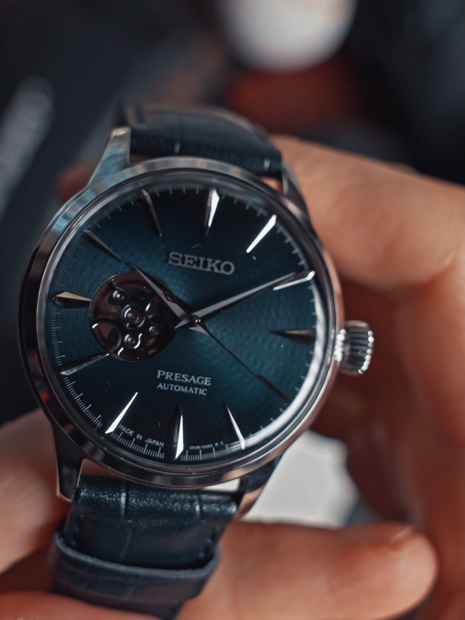⏳ Seiko Presage SSA405J1: Classic or Modern? ✨🔥 🔗 Leather Strap – Timeless, refined, and elegant. ⚡ Stainless Steel Case – Durable, sleek, and sophisticated. Both feature an open-heart dial, 4R39 automatic movement, and a striking blue sunburst finish—which suits your style? ⌚👇 #SeikoPresage #LuxuryWatch #AutomaticWatch #TimelessStyle #WatchBattle #JapaneseCraftsmanship