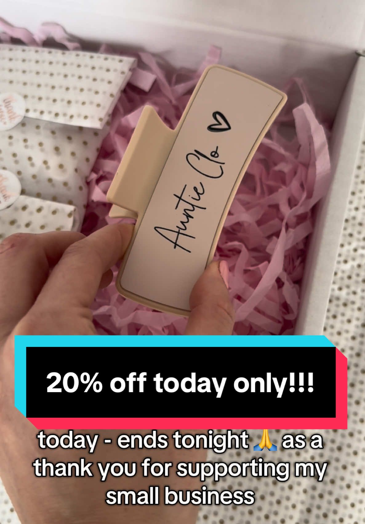 20% off the whole website today ends tonight 🙏 as a thank you for supporting my small business ❤️💙 order online at Hettie Rose Designs #fyp #viraltiktokvideo #20offsale #giftboxes #bespokegiftsuk 