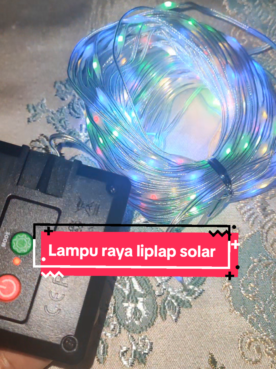 senang nak guna sebab pakai tenaga solar. boleh tahan 8-12 jam #janjibestdeal #lampurayaliplap #lampurayasolar #blingbling 