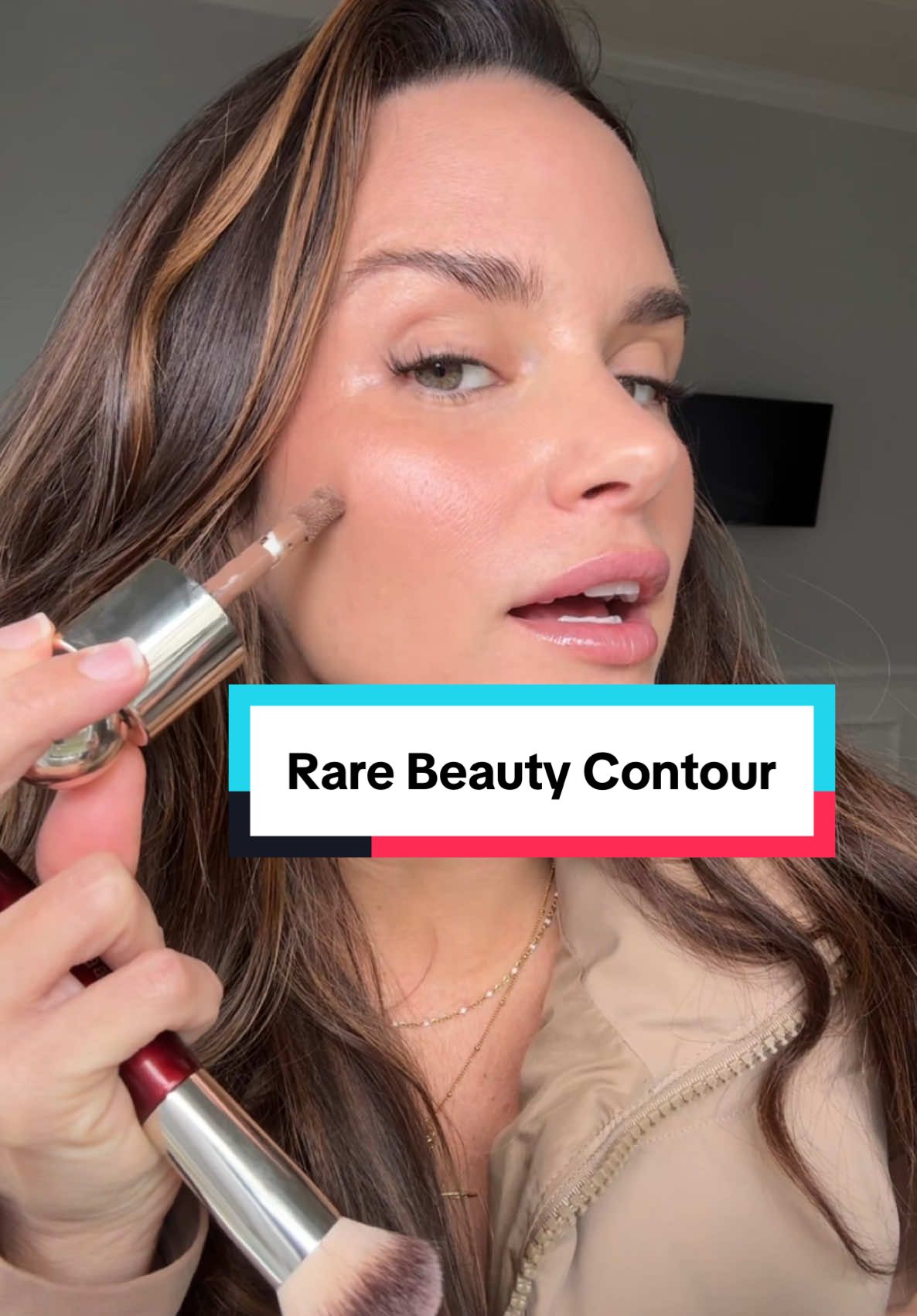 The perfect liquid blush exists! @Rare Beauty #rarebeauty #rarebeautycontour #contour #tiktokshopcreatorpicks #tiktokshopspringglowup #tiktokshoprestock #springtok 