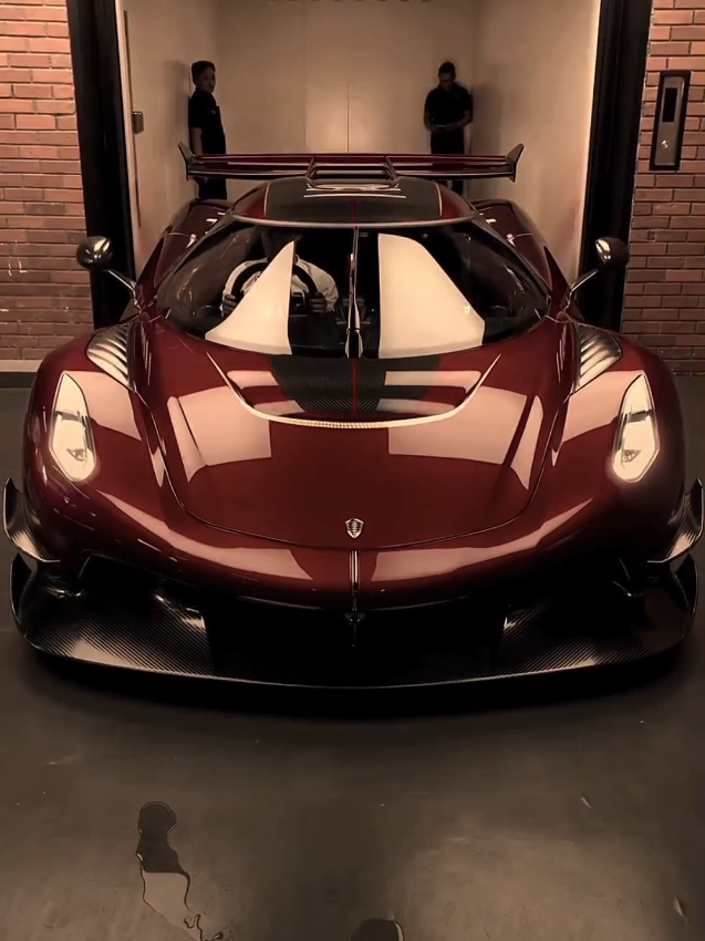 Akhirnya sekian lama muncul juga 🗿 #konisegegg#regera#jesko#ccx#attack#hypercar#car#sportcar#supercar#monster#red#mobil#viral#fyp#cars#dll 