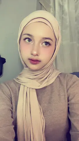 Nyengir nyengir