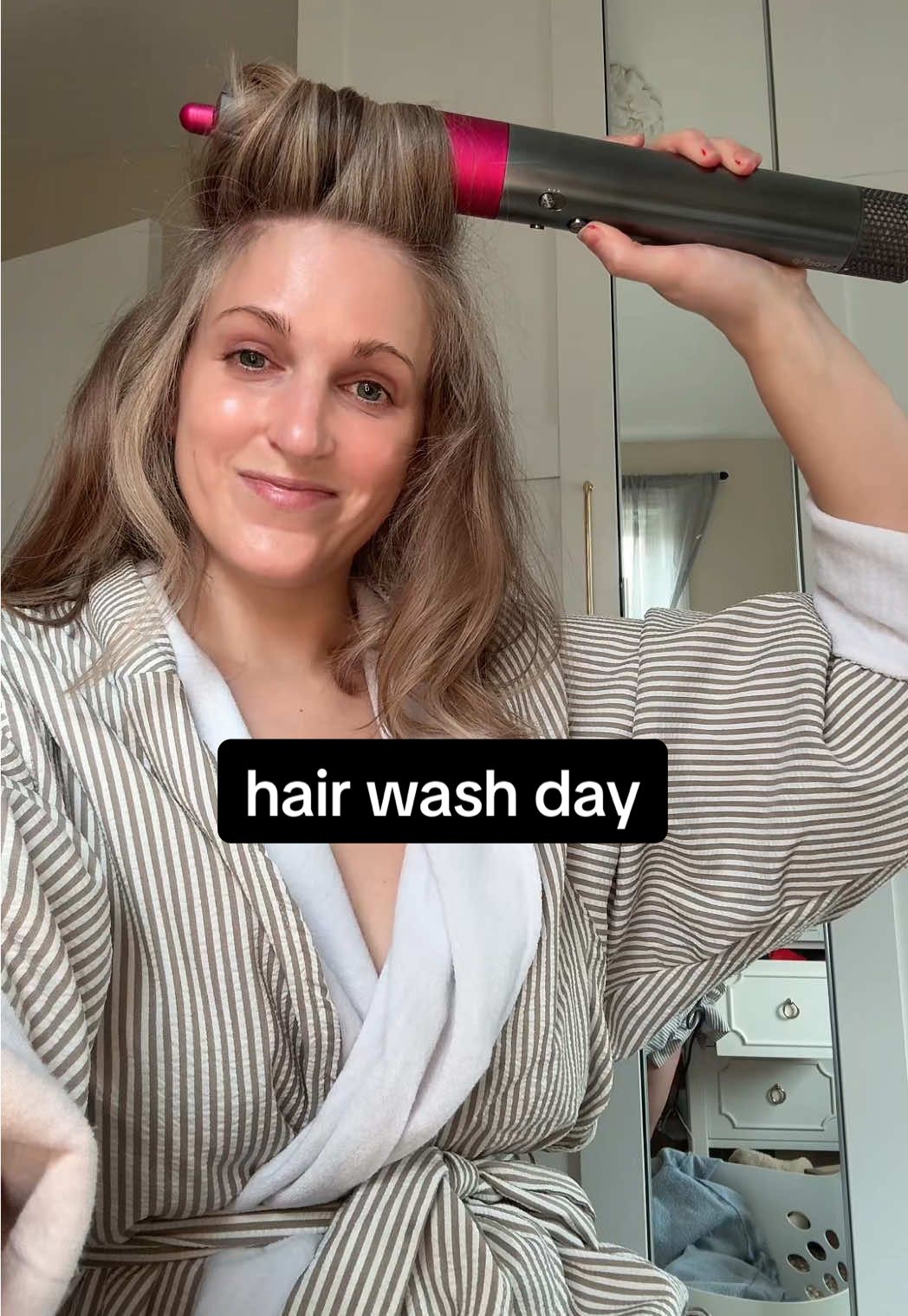 Should have been mirror wash day but products listed below 🫧           @Olaplex no 3 Mielle rosemary oil @Kristin Ess Hair micellar shampoo  Olaplex blonde enhancer shampoo & conditioner  @THE OUAI scalp serum @It’s A 10 Haircare leave in @Aveda volumizing tonic  Aveda heat relief  Ouai oil  #haircare #haircut #hairwashday #everythingshower #blowoututorial #hairtutorial #beauty 