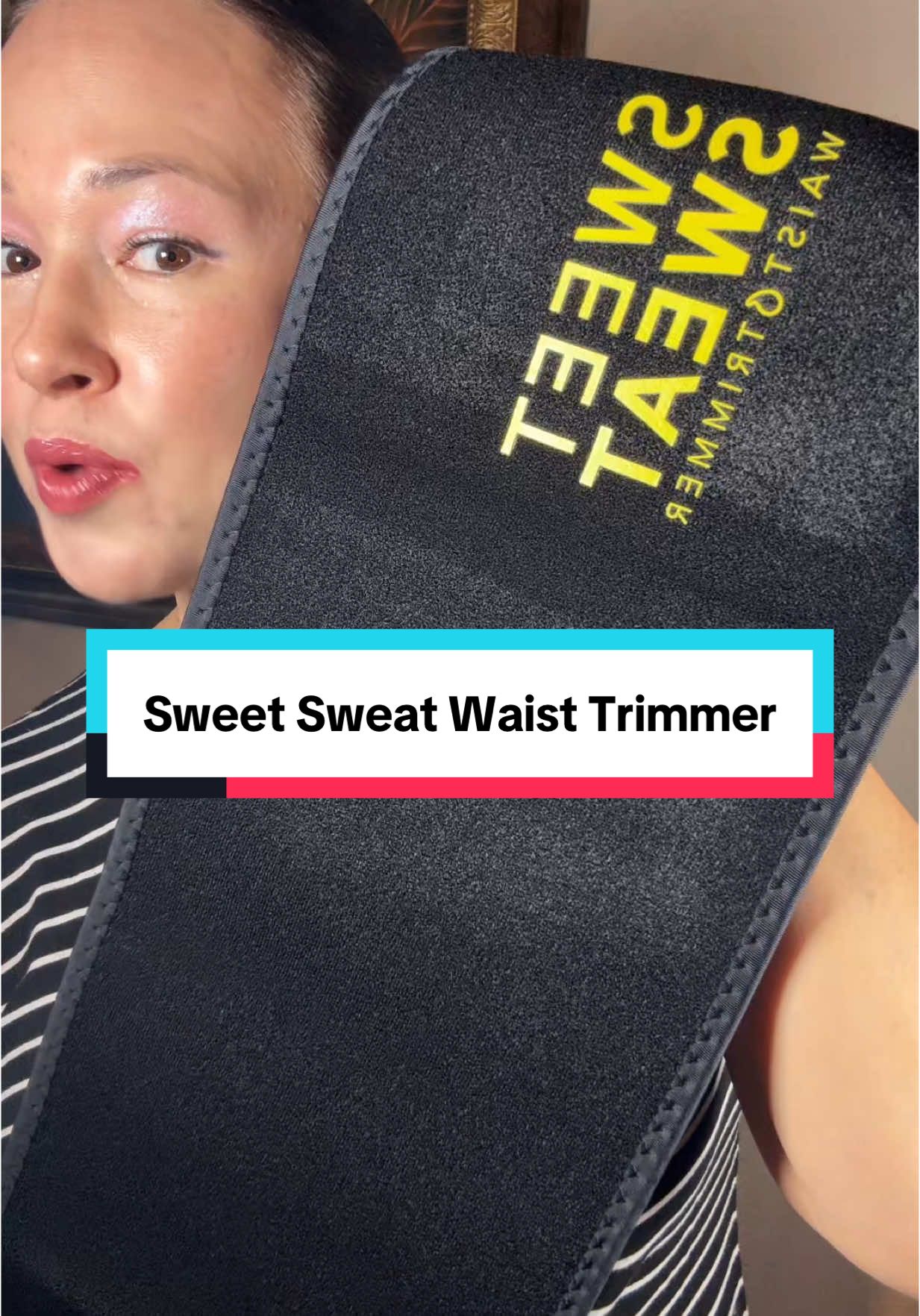 Sweet sweat waist trimmer for men and women. Perfect Fit: Kick Off Your Fitness Journey & Get More From Your Workouts With The Classic, Contoured, & Flexible Sweet Sweat Waist Trimmer. Adjusting To Your Body'S Unique Shape & Size, Our Premium Waist Sweat Band Is Engineered With Extra Thick Neoprene So You Sweat Harder For The Same Workout. Our Sweat Belt Was Designed For Comfort While Helping You Get The Most Out Of Your Next Cardio, Circuit, Or High-Intensity Interval Training Session. Time To Drip! Sweat Harder: Make Your Workouts Work For You. Wear Our Sweet Sweat Waist Trimmer Belt At The Gym, At Home, And During Exercise And Workouts - Anytime And Anywhere! The Neoprene Material In Our Sweet Sweat Belly Band Boosts Your Core Temperature During Your Workout To Help You Sweat Harder And Cut Excess Water Weight In Your Waist & Belly. For The Best Post-Workout Drip, Combine Your Tummy Trimmer With Sweet Sweat Workout Enhancing Gel. Sweet Sweat Is An Official Partner Of Ufc. Quality Matters: The Original Sweet Sweat Slimming Belt Features A Textured Grid Interior, Premium Grade Latex-Free Neoprene To Repel Moisture, Reinforced Trim And Lining For Extra Support, And Velcro For Ease Of Use. Our Sweet Sweat Sauna Belt Trimmer Works As The Ideal Sweat Belt For Women Or Men To Use During Your Fitness Journey. Find The Perfect Fit By Measuring The Widest Area Of Your Stomach Instead Of Your Pant Size. #sweetsweat #waisttrimmer #sweetsweatwaisttrimmer #sweetsweatwaisttrainer #sweatmore #sweetsweatband @sweetsweat 