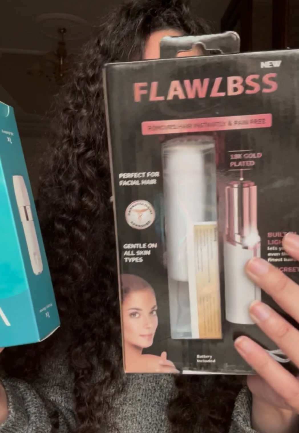 جهاز فلاوليس لازالة شعر الشنب 🥸  flawless facial hair remover #hairremoval #skincare #HairCareTips #bodycare #makeup #skincareroutine 