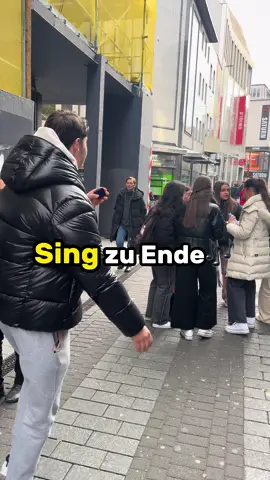 Sing zu Ende!🎶 #nicoduscht #comedy 