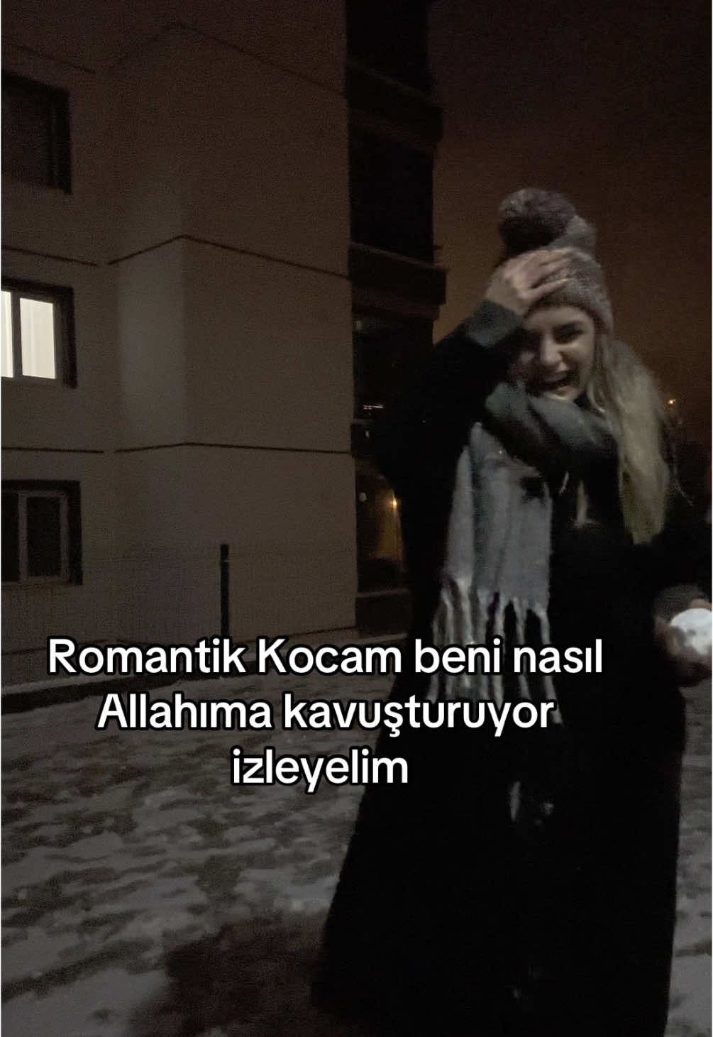 Milletin romantik dans videolarının yanında benim videonun ortama giriş ahajsj #snow #snowman #kar #kesfet #fypp #fanpage 