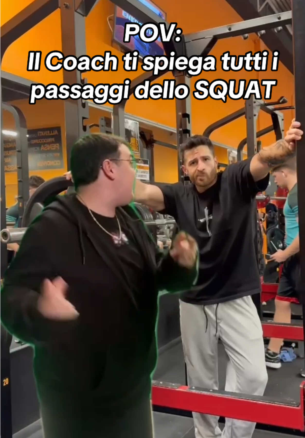 Il primo squat con il coach è così AMMETTIAMOLO 😂 #RPCREW #personaltrainer #powerlifting #bodybuilding #motivation #trend #gymrat #squat @Luigi Palandro @Aurora Giorgio @FitActiveLainate @ariicarozzi 