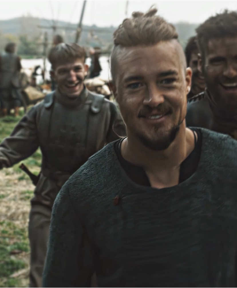 Gang 🤪⚔️🖤 #thelastkingdom #thelastkingdomedit #uhtred #uhtredofbebbanburg #uhtrededit #tvshow #fyp #friendship 