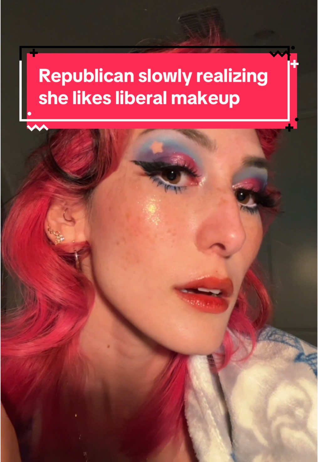 Replying to @. y'all liked my HORRIBLE southern accent so heres more of it #democratmakeup #liberalmakeup #republicanmakeup #makeup #2016makeup #eyeshadow 