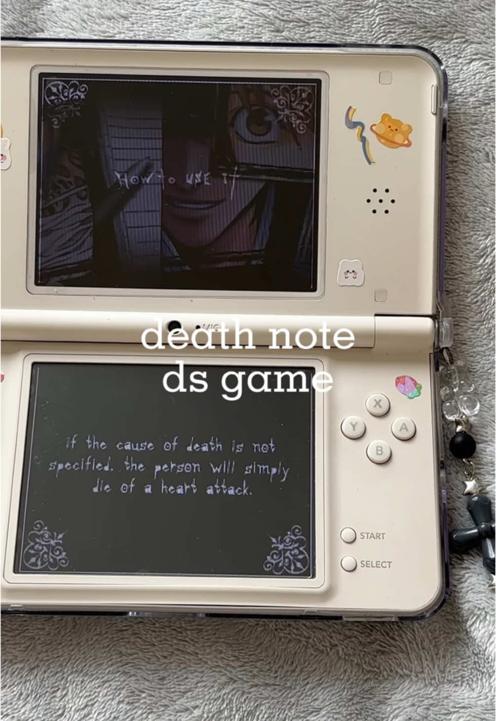 i started the game yesterday after finishing rereading the manga 😋 btw the english patch is on gbatemp ! . #ds #moddedds #dsi #dsill #dsixl #deathnote #anime #games #nintendo #lightyagami #llawliet #misaamane 