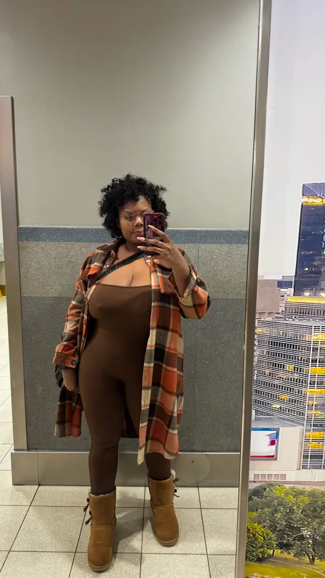 Airport. Fit