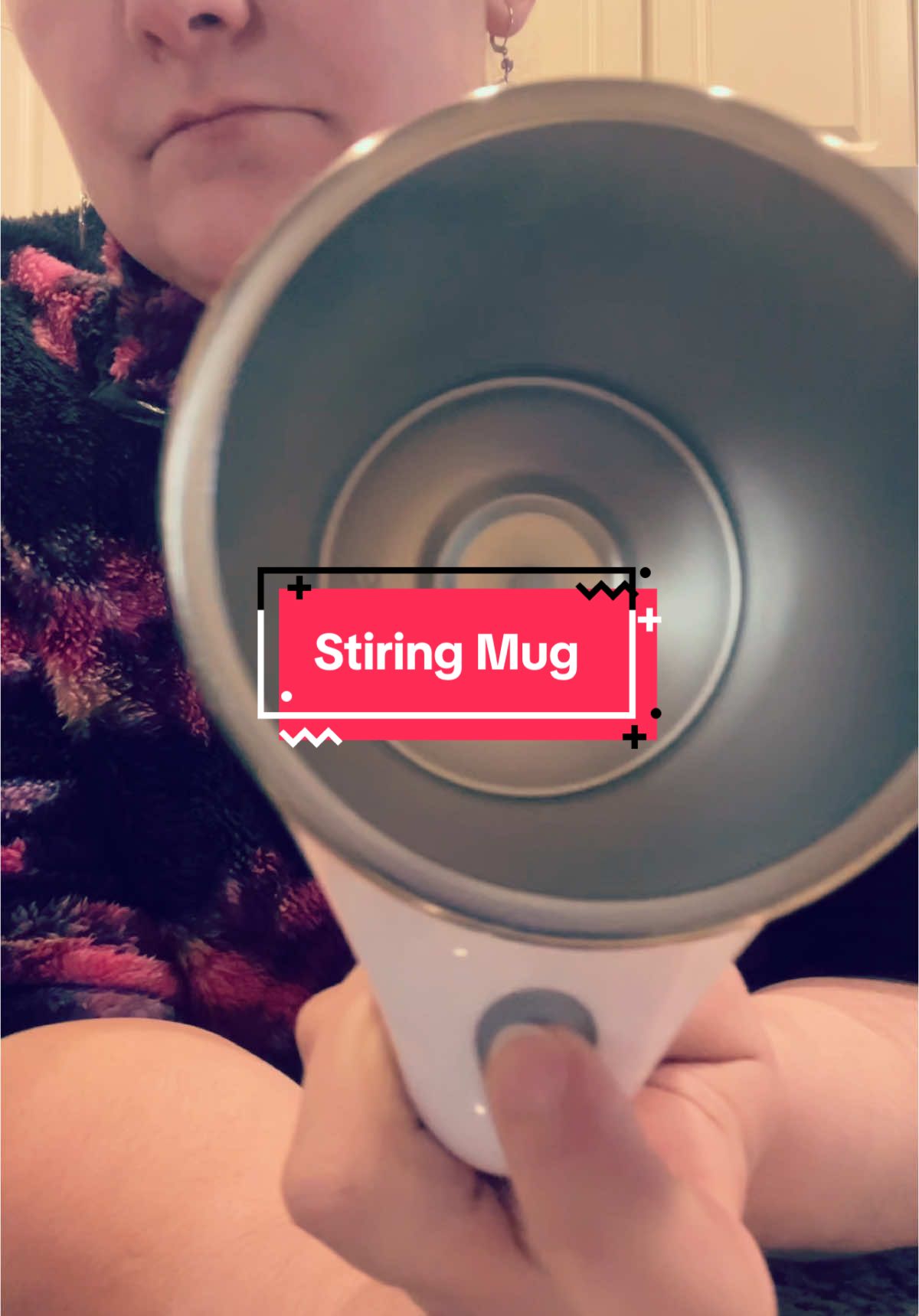 Tired of getting powders everywhere try this automatic magnetic stirring mug 