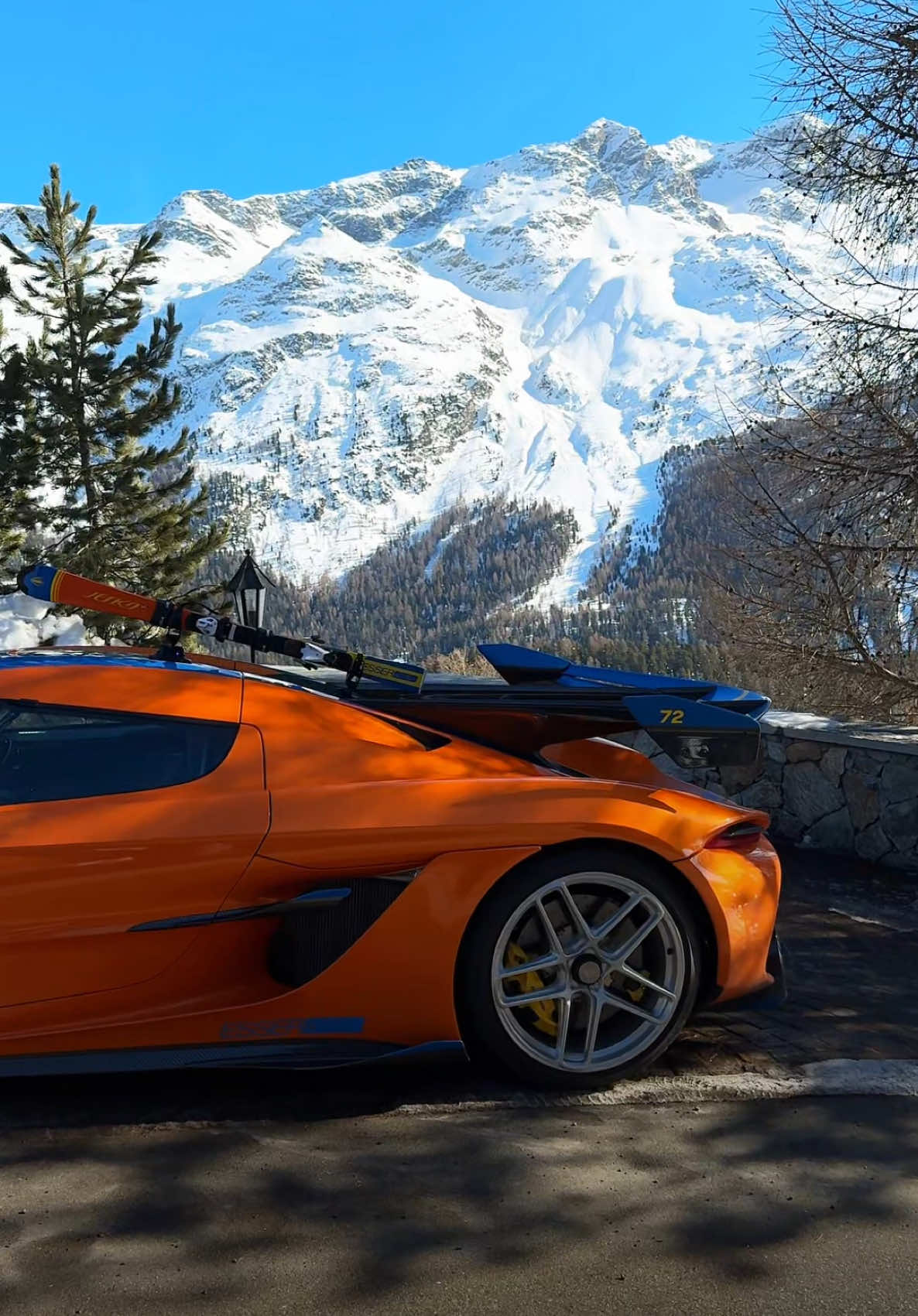 Skiïng with a Koenigsegg Jesko 🎿🇨🇭🏔️ #cars #fy #ski #Lifestyle #dream #fyp #stmoritz #foruyou #foryoupagе #skiing #notnormal #eggies @Esser Automotive 