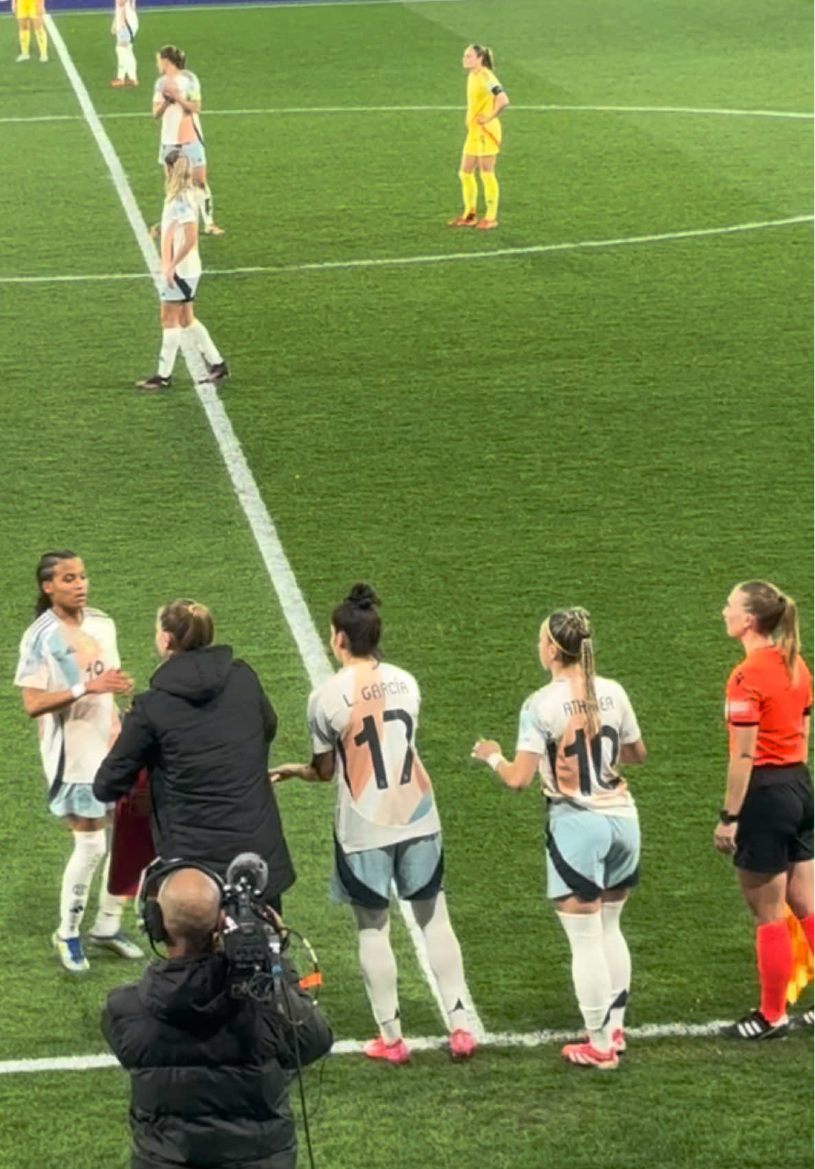 🙌Athenea del Castillo con el 10  #deportesentiktok #footballacademy #parati #futbolfemenino #futfem #fyp #WomensFootball #españa #atheneadelcastillo #athenea 