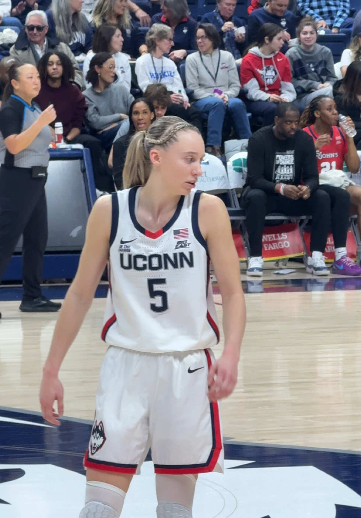 dropping new paige clips for the girls #paigebueckers #paigebueckersuconn #paigebueckersedit #paigebueckersedits #uconn #uconnwbb #uconnhuskies #uconnhuskieswomensbasketball #paige #paigebuckets #wlw #wbb #womensbasketball #azzifudd #pazzi #aubreygriffin #morgancheli #carolineducharme #kkarnold 