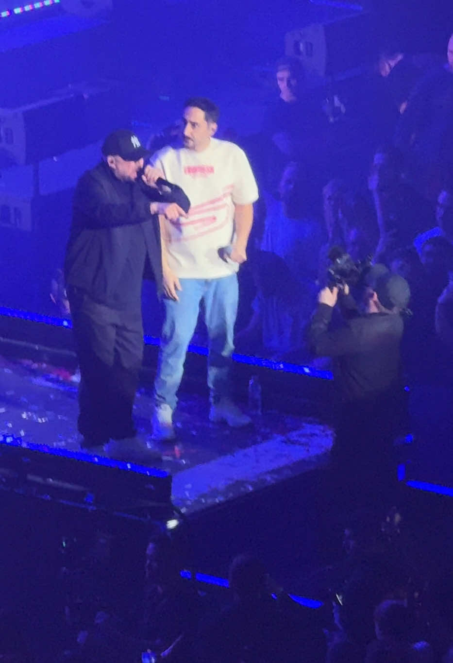 Eko Fresh & Kool Savas –Versöhnung nach Jahren! 🔥 Legendärer Moment! #50jahrekoolsavas #ekofresh #koolsavas #deutschrap #hiphop #rap #optik 