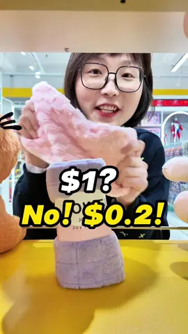 $1? No! $0.2! #wholesale #business #madeinchina #import #factory #dollarstore #chinafactory #sourcing #mollyadventure #yiwu #wholesaler #yiwuminigoods #supplier #china #toys #makeup #ceramics #stationery #jewelry #hairaccessories 