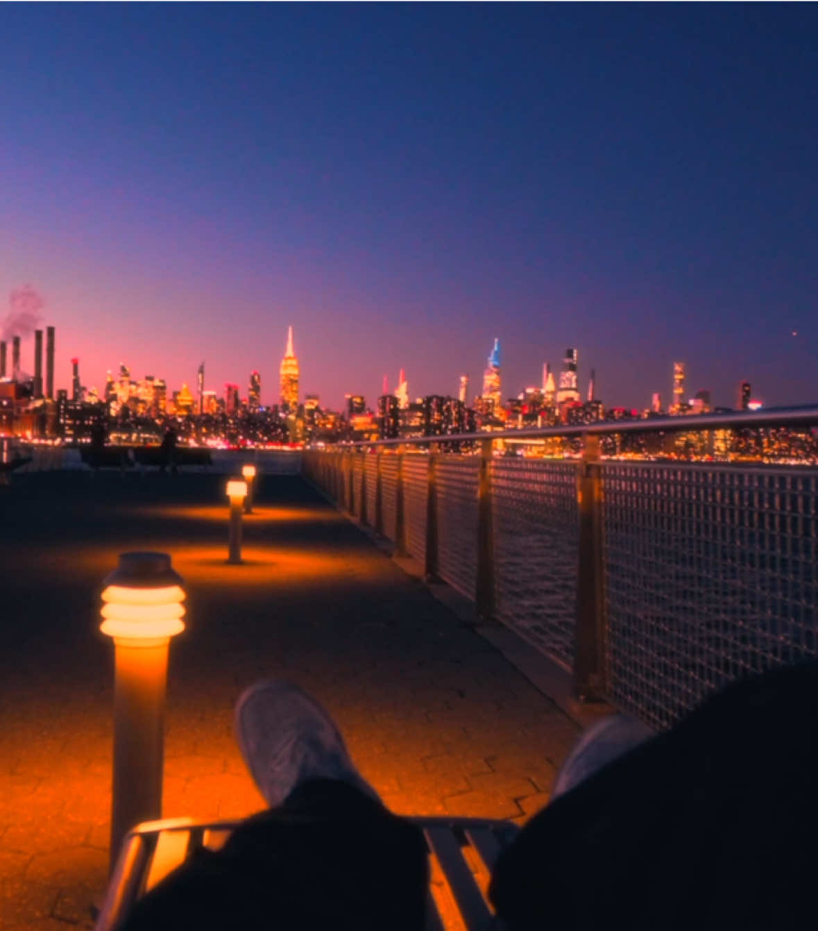 pov: you take an evening walk in nyc #cinematic #cinematography #videography #filmmaking #sunset #newyorkcity #newyork #travel #sonyalpha 