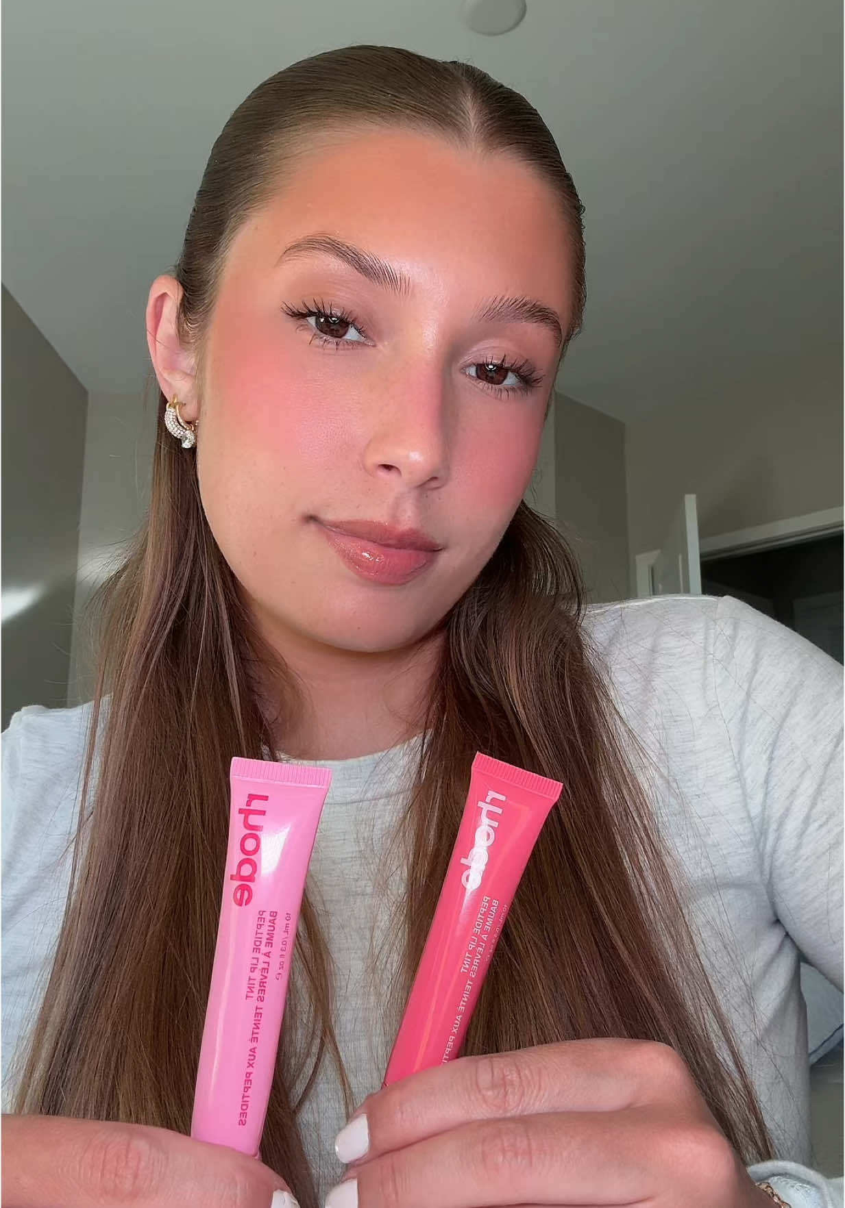 comparing rhode jelly bean and rhode new sugar cookie limited edition lip treatments 🍬🍪 @rhode skin @Hailey Bieber 