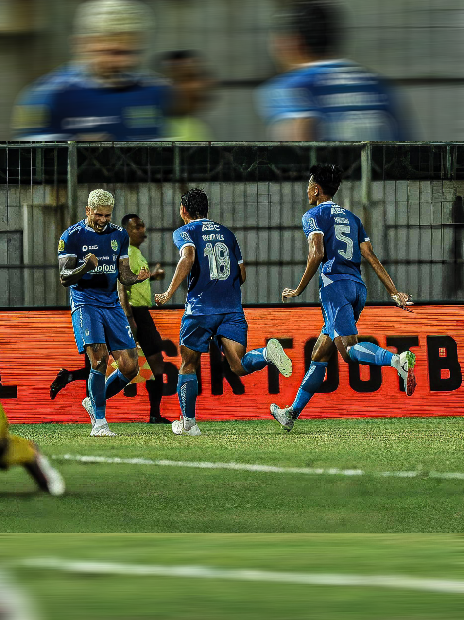 throwback, Permainan cantik Persib Bandung vs Madura united #persibbandung #persib #persibday #bobotoh #maduraunited 