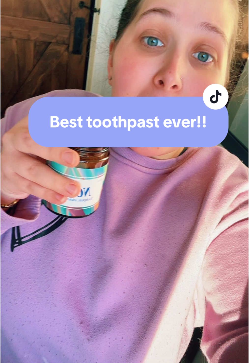 You need this toothpaste!! I’m obsessed!! Makes my teeth feel actually clean unlike normal toothpaste!! #dentalhealth #dentistsoftiktok #hygieneproducts #hygiene #toothpaste #nobstoothpastetablets #nobs #nobstoothpaste 