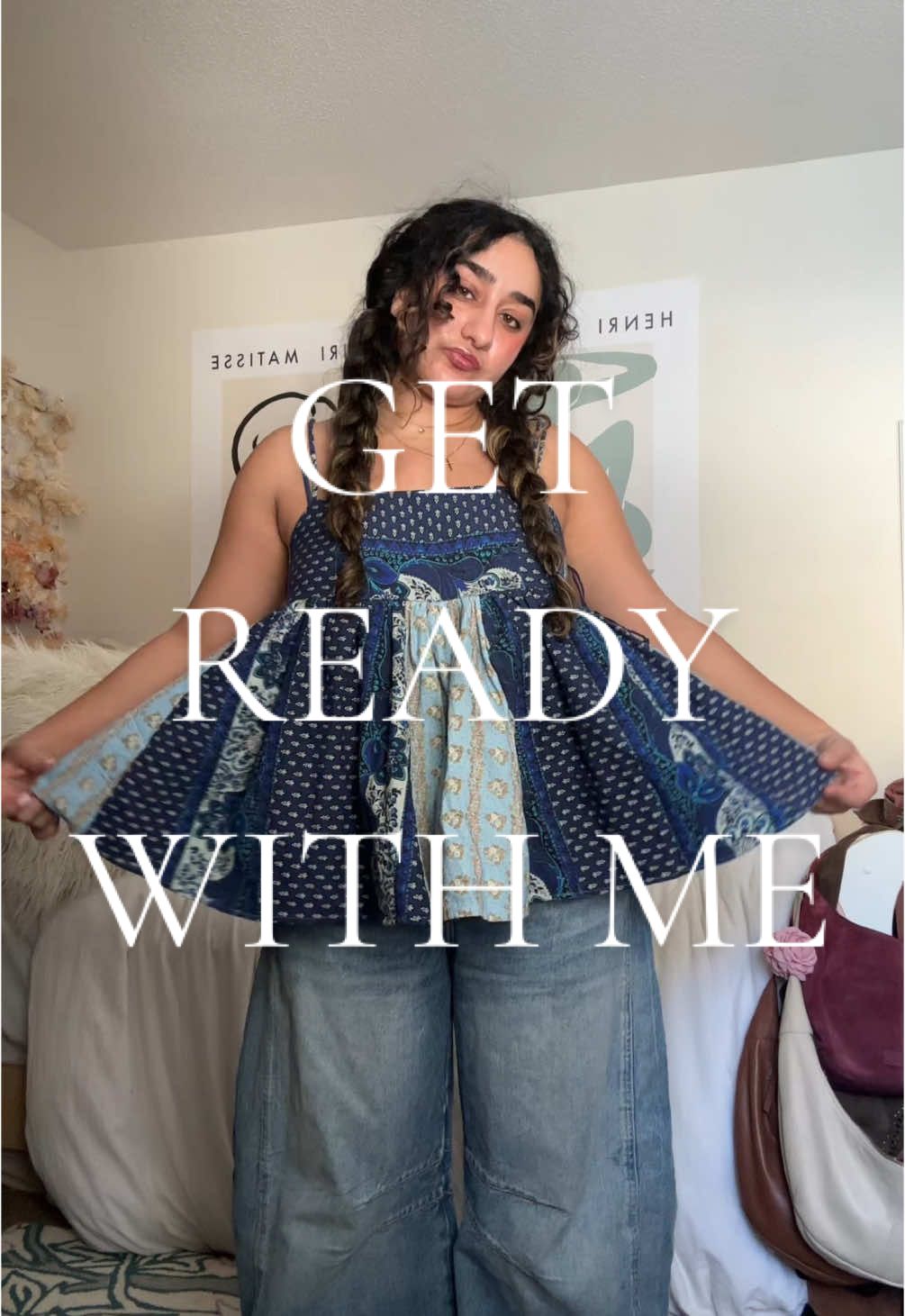 get ready with me to work at free people #freepeople #freepeopleemployee #freepeopleoutfit #freepeoplestyle #getreadywithme #barreljeans #barreljeansoutfit #shabbychic #shabbychicoutfit #pumapalermo #paisleytop #slouchyjeans #outfitinspo #curlyhairbraids #slingbag #pinterestoutfit @Free People 