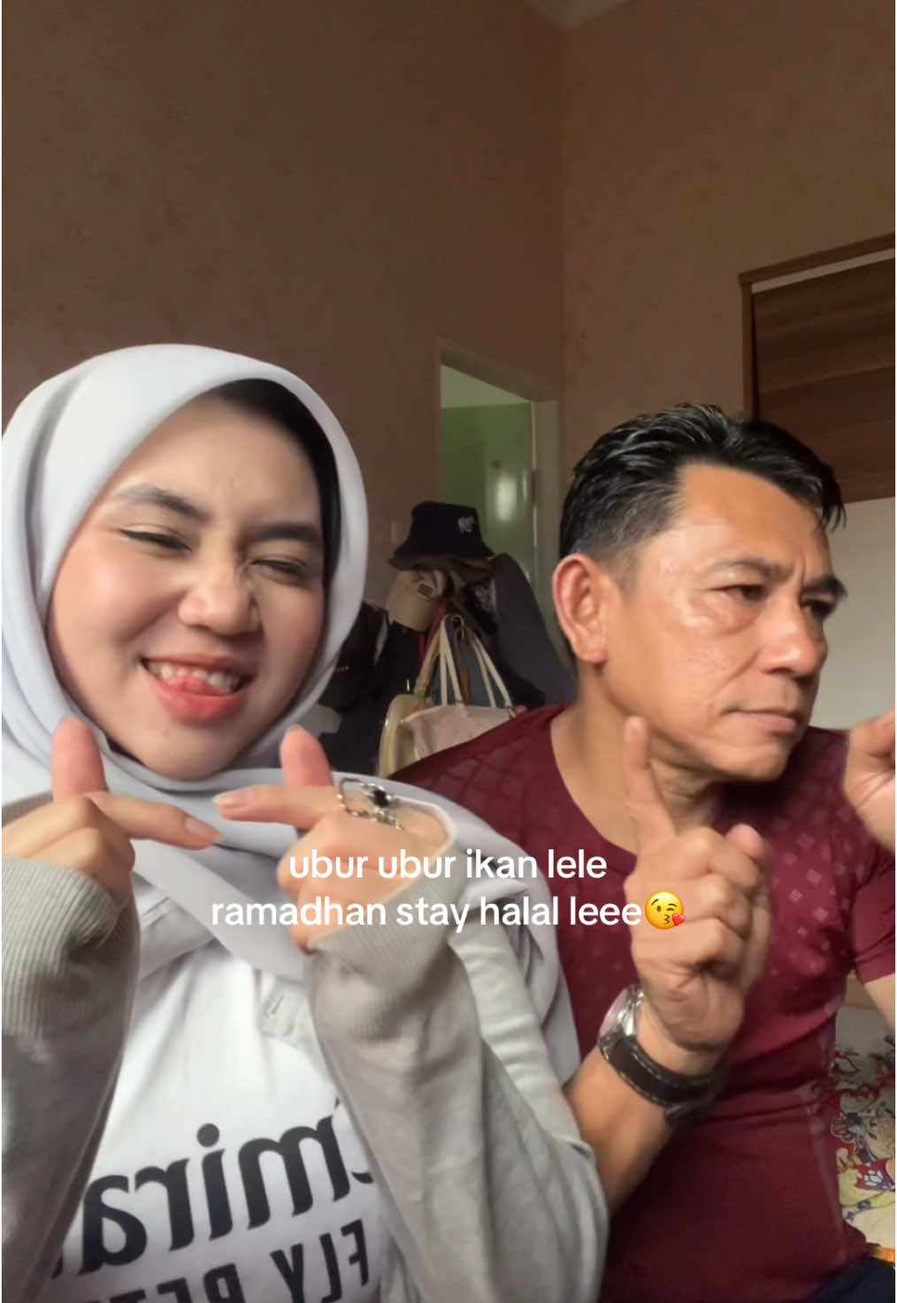 eh tolong! kenapa beliau itu🥰