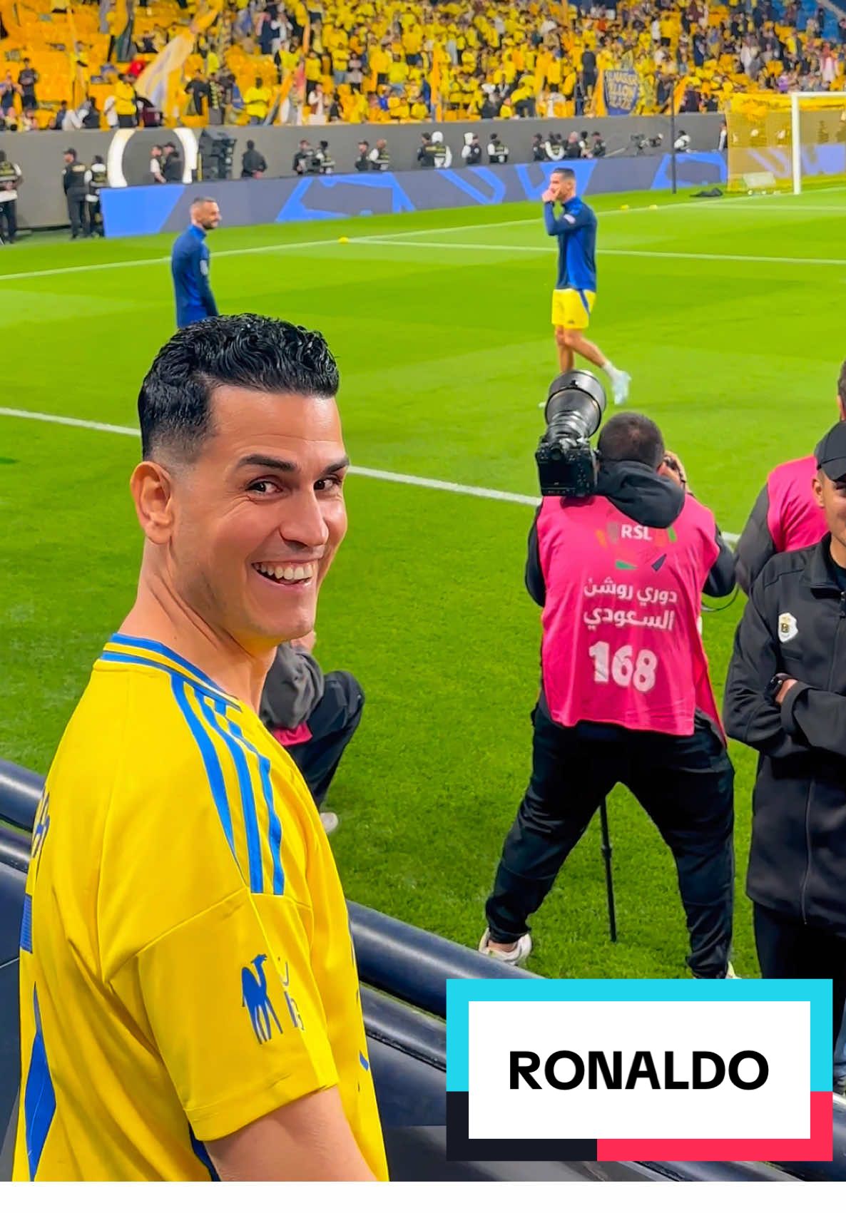 Cristiano Ronaldo tells his teammate Marcelo Brozović, “He looks like me,” and then points at me:) #adanalıronaldo #cristianoronaldo #cr7 #saudiarabia #saudiarabia🇸🇦 #saudi_tiktok #riyadh #riyadh🇸🇦 #riyadhksa #bae #dubai #dubai🇦🇪 #dubai_dxb_uae🇦🇪 #dubailife #dubai_dxb_uae #qatar #katar #qatar🇶🇦 #westwalk #westwalkqatar #qatartiktok🇶🇦 #westwalkqatar🇶🇦 #qatarbd #doha #dohaqatar #dohaqatar🇶🇦 #kuwait #kuwait🇰🇼 #kuwait_tiktoker #kuwaitbd #kuwait_tiktoker🇰🇼 #oman #oman🇴🇲 #omanbd #omantiktok #bahreyn #bahreyn🇧🇭 #cristiano #ronaldo #adanalironaldo #turkishronaldo #alnassr_fc #fyp #lats #latspreas #fyp5266m #bpwkpp #lookalike #twin #capcut #latsspread #portugal #turkey #كريستيانو #كريستيانو_رونالدو #كريستيانو_رونالدو🇵🇹 #رونالدو #رونالدو🇵🇹 #رونالدو❤️🇵🇹 #الرياض #الرياض_الان #الرياض_جده_مكه_الدمام_المدينه #الرياض❤️ #المملكة_العربية_السعودية #السعودية #السعودية🇸🇦 #السعودية_الكويت_مصر_العراق_لبنان #السعودية_العظمى 