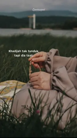 🌼🌼🌼 #quotesput #baitkata #quotestory #quotesoftheday #cinematography #motivation #quotesislami #karyaseniku #quotesaesthetic #katabijak #katakatamotivasi #videokatakata #quotes 