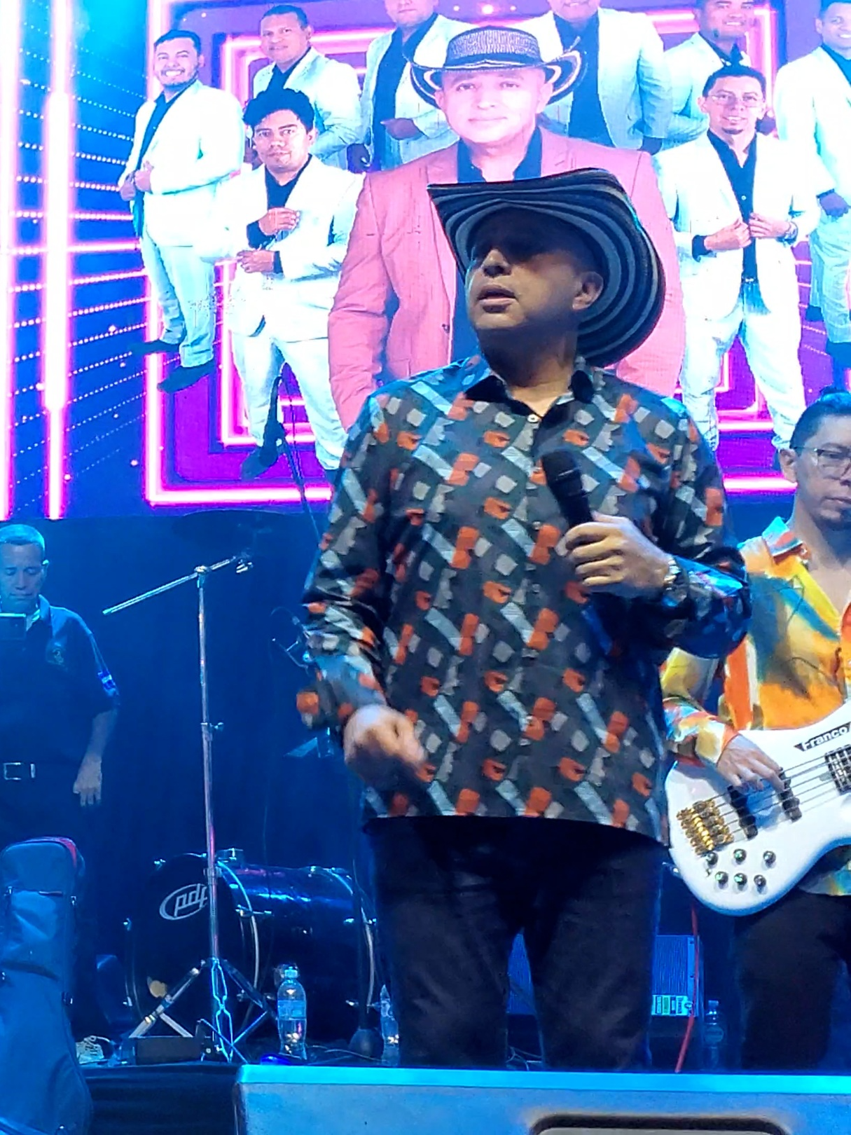 Johnny Molina y Los Sabaneros de Aniceto Molina - Popurri de Cumbias 2025 EN DIOS CONFIAMOS. #ContratosJohnnyMolina y Los Sabaneros +39 347 884 6144 & 7284 1010