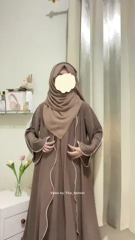 Abaya secantik ini😍ccok bgt buat lebaran nnti🤎✨#abaya #abayastyle #abayagirls #abayafashion #abayas #abayalebaran #abayalozyhijab #abayaterbaru #abayapolos #abayalebaran2025 #abayacantik #abayamewah #gamisterbaru #gamislebaran2025 #bajulebaran2025 #warnachoco #wibgajian #xybca #bismillah #viral #fyp 