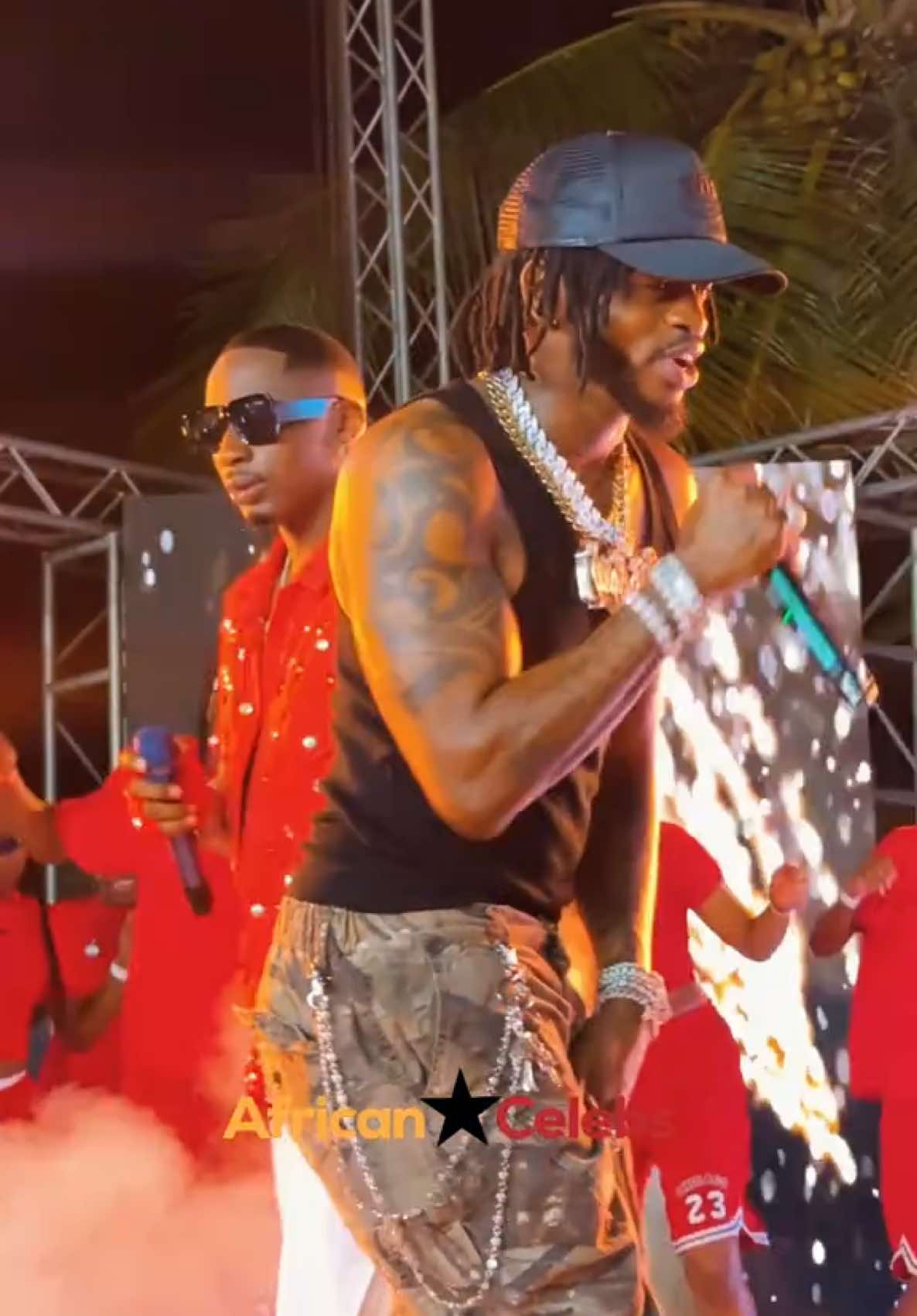 Diamond Platnumz and Juma Jux LIT performance at Jux’s epic event! #Ololufemi #DiamondPlatnumz #JumaJux #LivePerformance #TanzaniaVibes