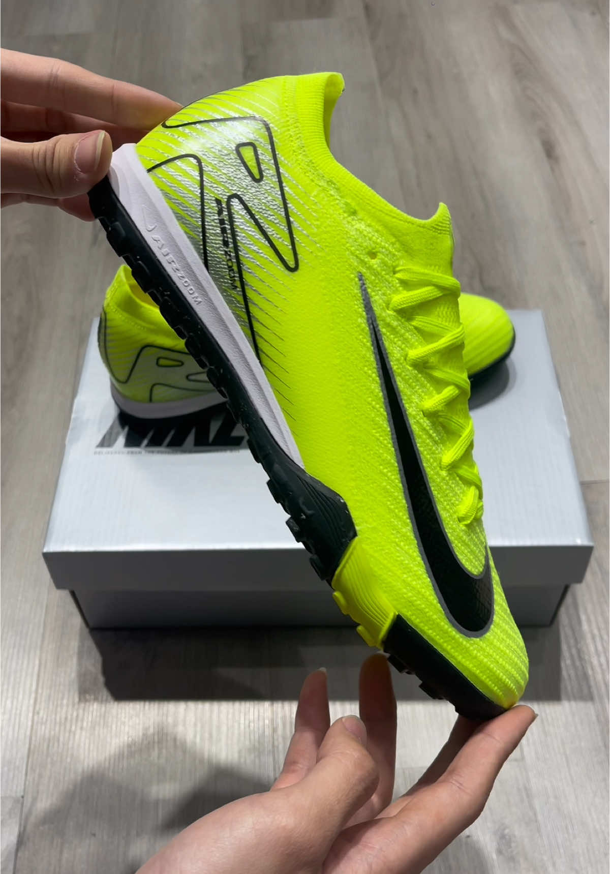 Vapor 16 elite xanh chuối xuân son đây ae ơi #giaybongda #giaybongdaphui #vapor16 #nike #xuanson 
