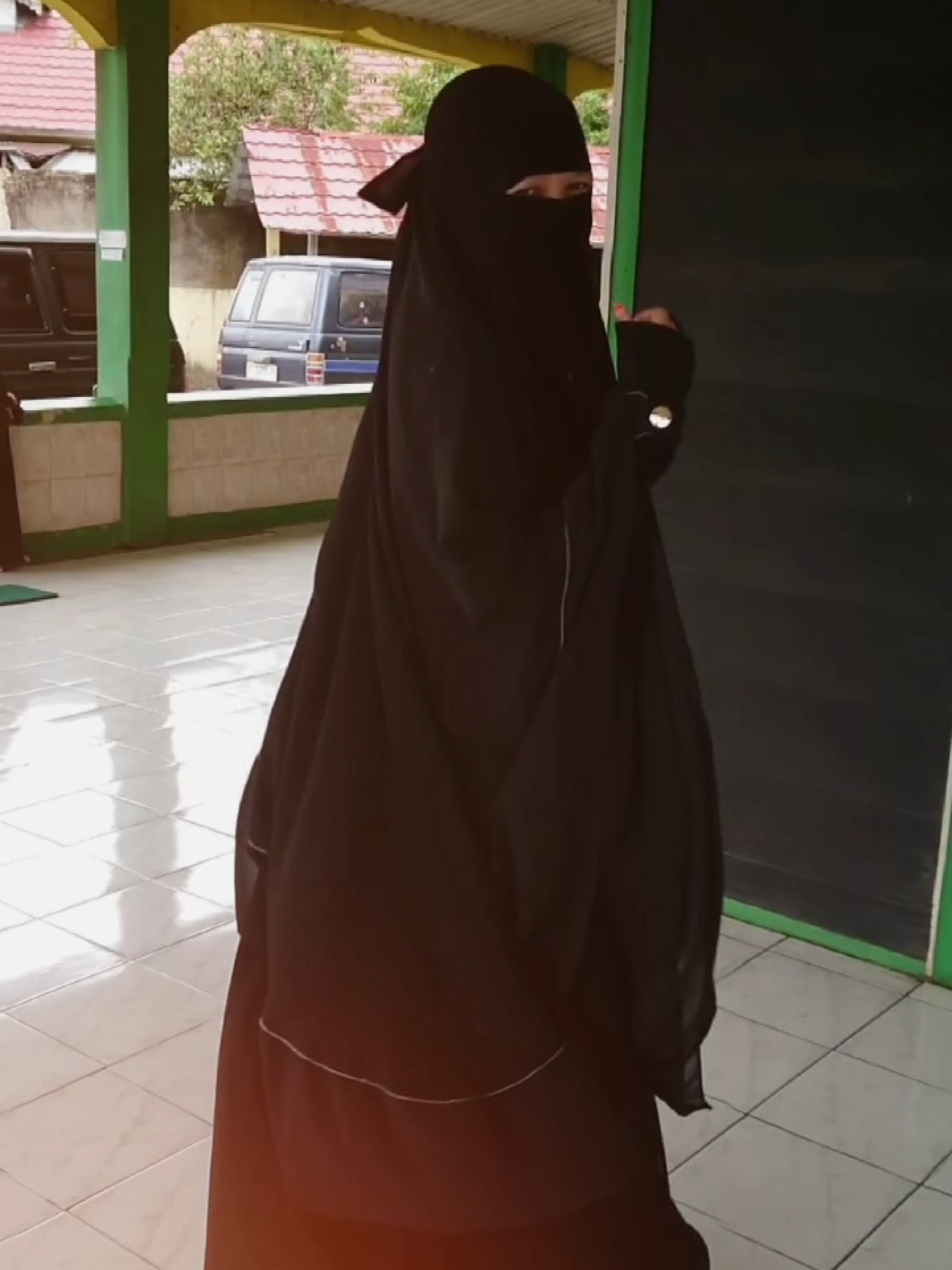 🥰#tranding #fypviral #wanitabercadar #santri #foryoupage❤️❤️ #fyppppppppppppppppppppppp #abayaset