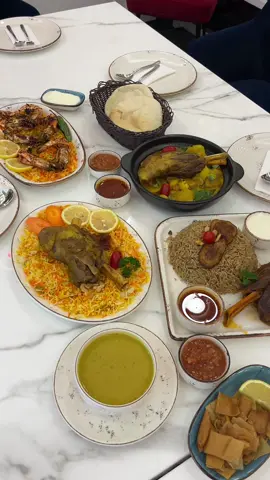 you can tell the ingredients are high quality, the food is great, and the spacious private room is a plus, perfect for family gatherings or buka puasa. the place is clean, with a toilet and surau provided💯.   @Damascus Restaurant  #damascusbukitbintang #damascus #bukitbintang #shawarma