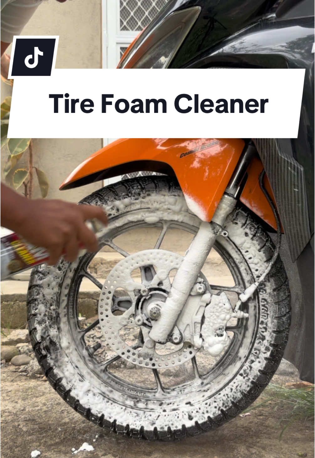 Herios Tire Foam Cleaner 650ml #tirefoamcleaner #tirecleaner #tireblack #motor #motorcycle #rider #riders #motorista 