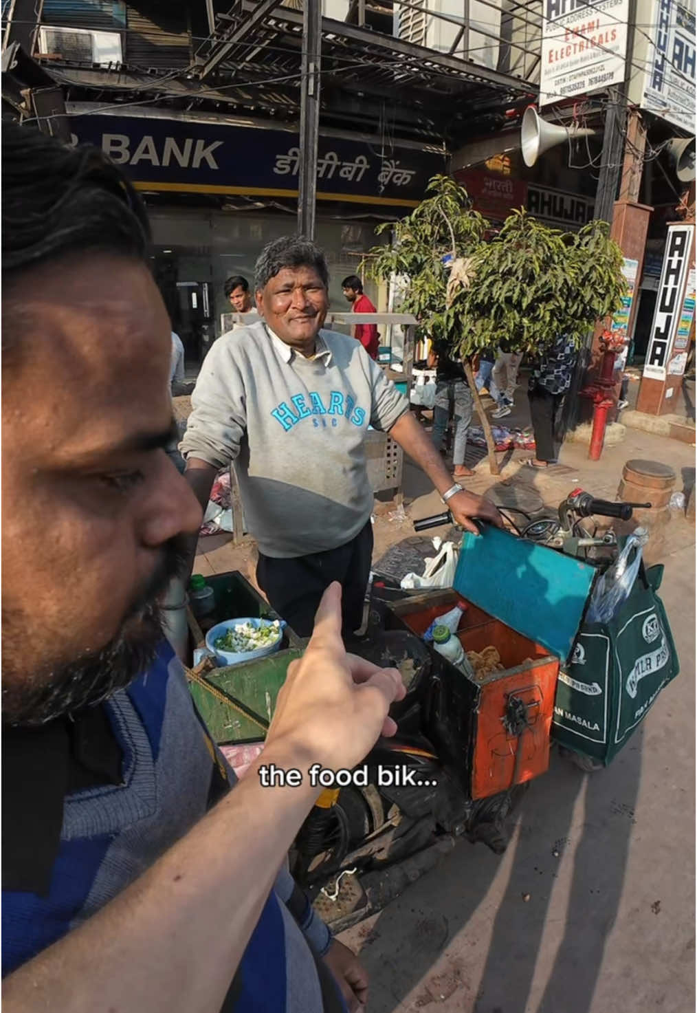 0.20p lunch in india #streetfood #india #usa🇺🇸 #indianstreetfood 