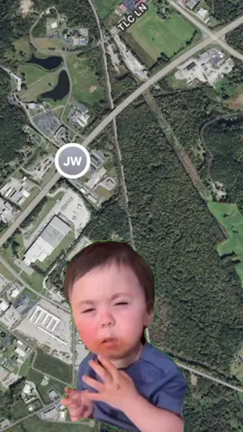 Nothing I enjoy more than watching a dot. When I said I didn’t wanna go with him 😂🤷🏻‍♂️ #Meme #MemeCut #locationsharing  #fypage #fypシ #fypシ゚viral #snacks #relationshipmemes #funnytiktok #massfollowing🔥🔥 #massfollowing #repostthistiktok #nosey 