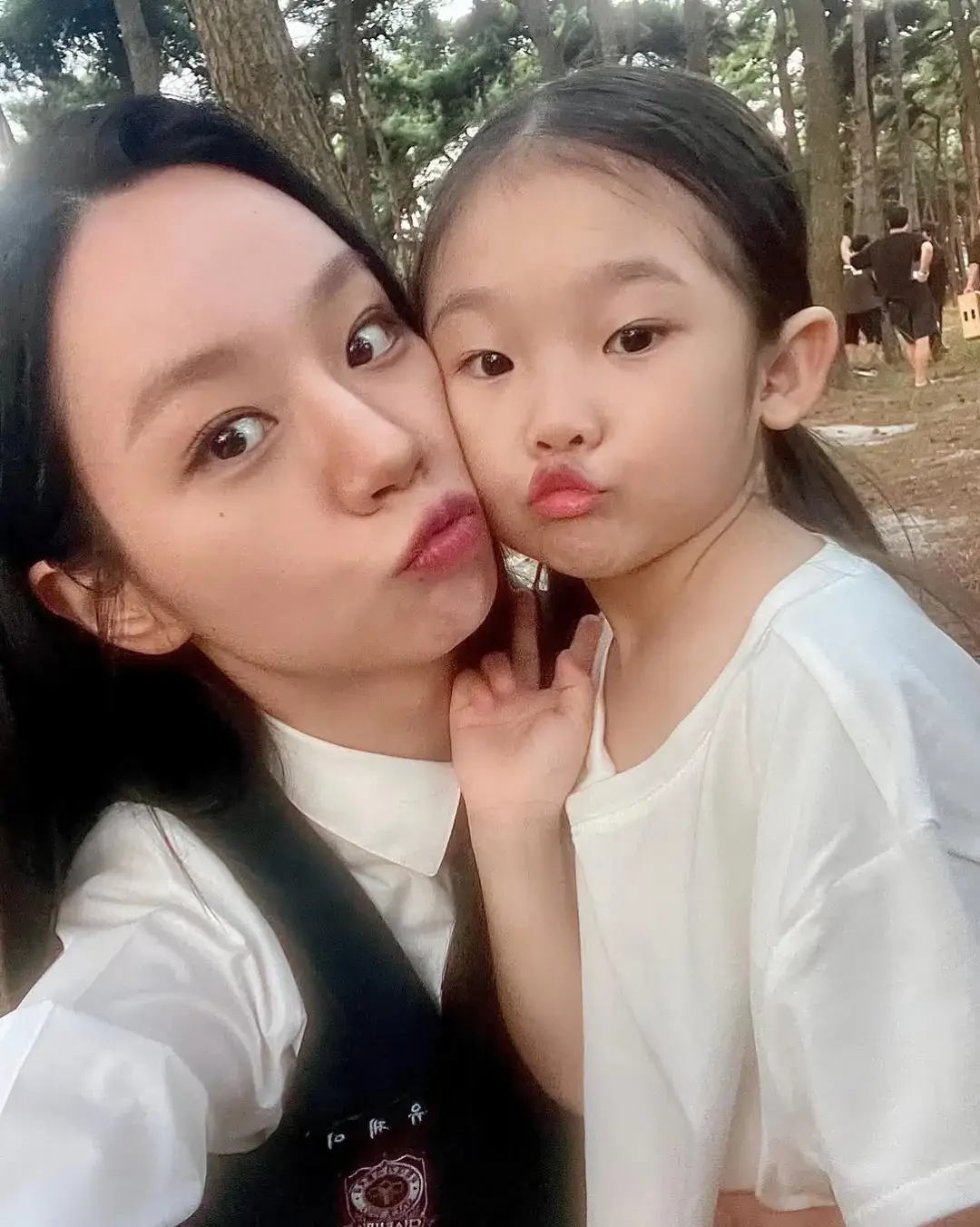 warm Hyeri who like babies #LeeHyeri #hyeri #FriendlyRivalry #fyp #viralvideo #foryou #fypage 