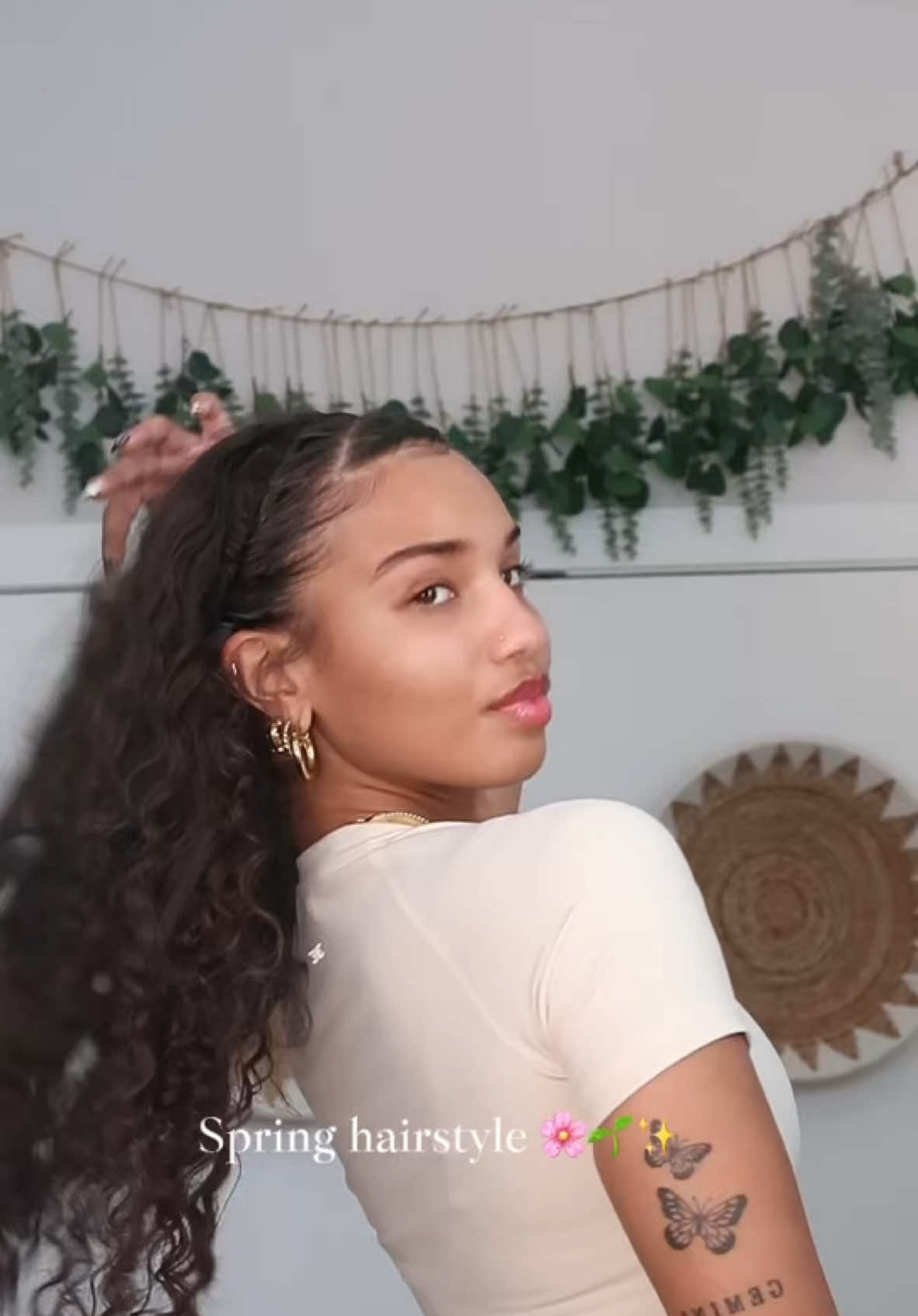 Maybe if i start spring hairstyles the snow will melt 🤭🤞🏽🌷 