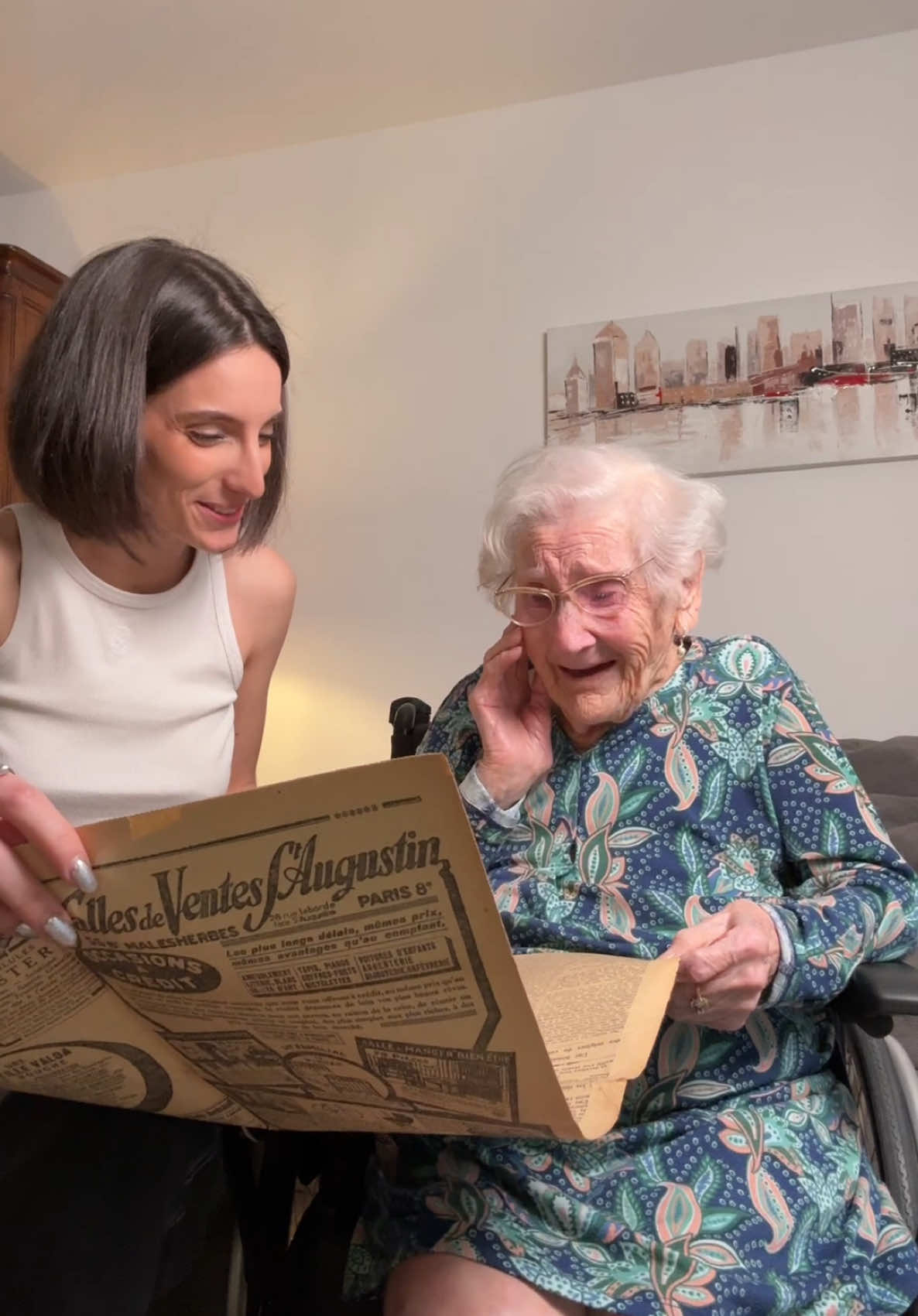 Je suis allée le chercher loin celui-là… 🥹❤️ #grandma #100years #fyp 