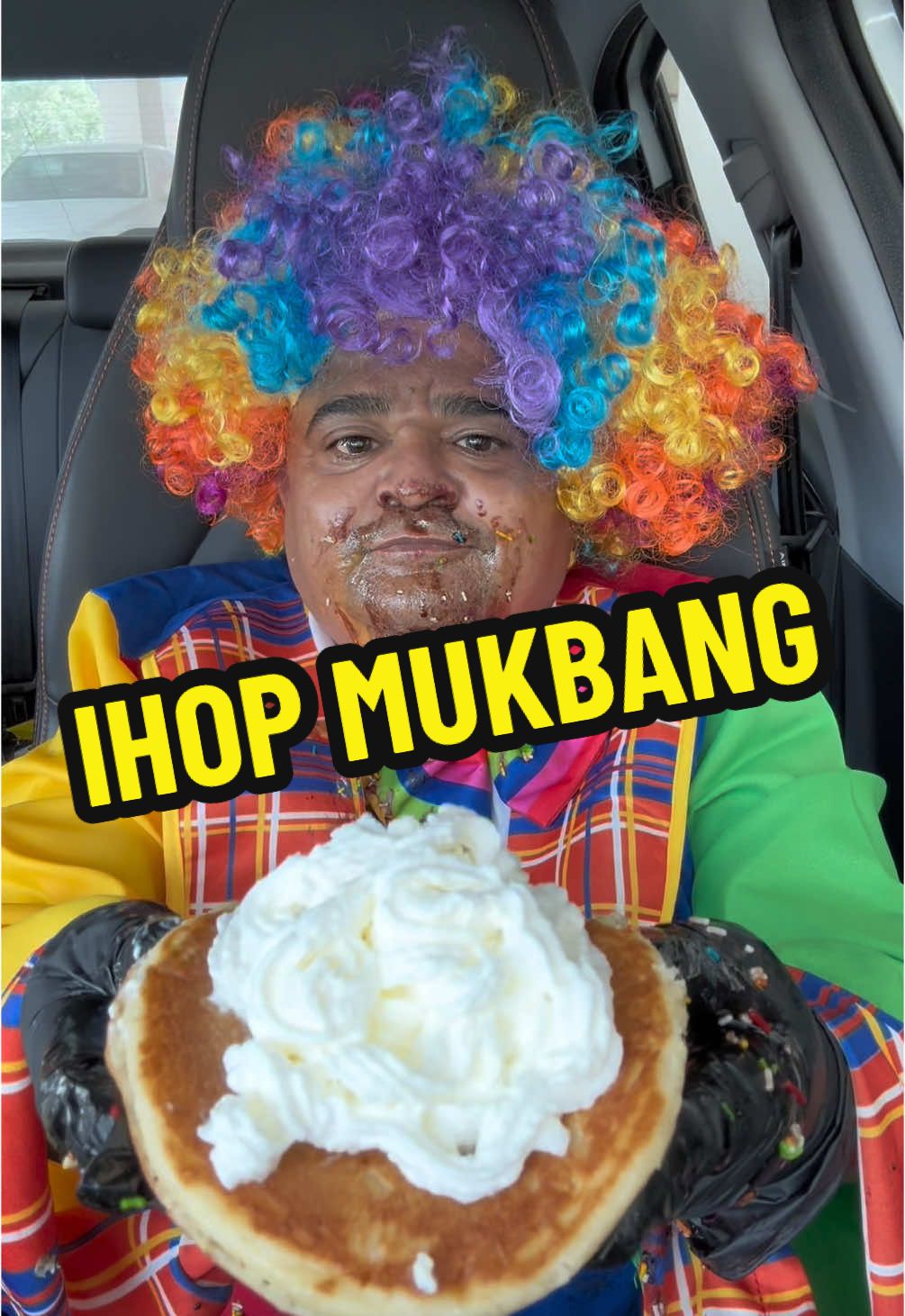 The circus let me escape, and I found iHop😂🤡 I loved iHop, make sure to try the chicken with extra sawceee. #ihop #minimanmunches 