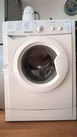 Let’s load some wash 🧽 #fyppppppppppppppppppppppp #cleaning #deepcleaning #washingmachine #satisfyingvideos #satisfyingvideosdaily #cleanmyhouse #fypsounds #relatable #asmr #cleanmyroom #contentcreator #cleaningmotivation #cleaning #cleaningtiktok #cleaningtiktok 