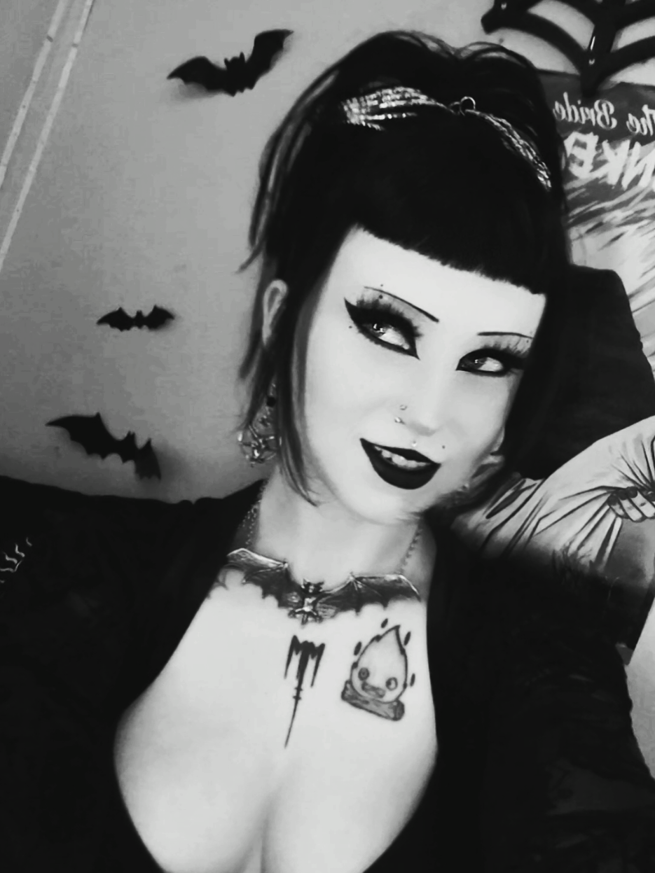 BATS! 🦇 #goth #gothtok #tradgoth #gothic #gothgirl #gothicstyle #gothmakeup #gothsubculture #gothtiktok #gothmusic #gothsoftiktok #alttiktok #alternative #alt #altfashion #fyp #foryou #fypシ #foryoupage 