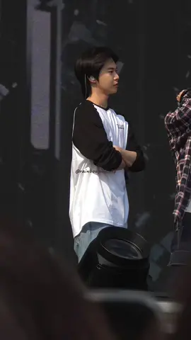 จากใจคนไปดูพี่โดยองด้วยตาเนื้อ หล่อมากกกกก ชั้นอึ้ง  #doyoung #nct127 #fyp  #NCT127_NEOCITY_THE_MOMENTUM  #NCT127_NEOCITY_BANGKOK_THE_MOMENTUM