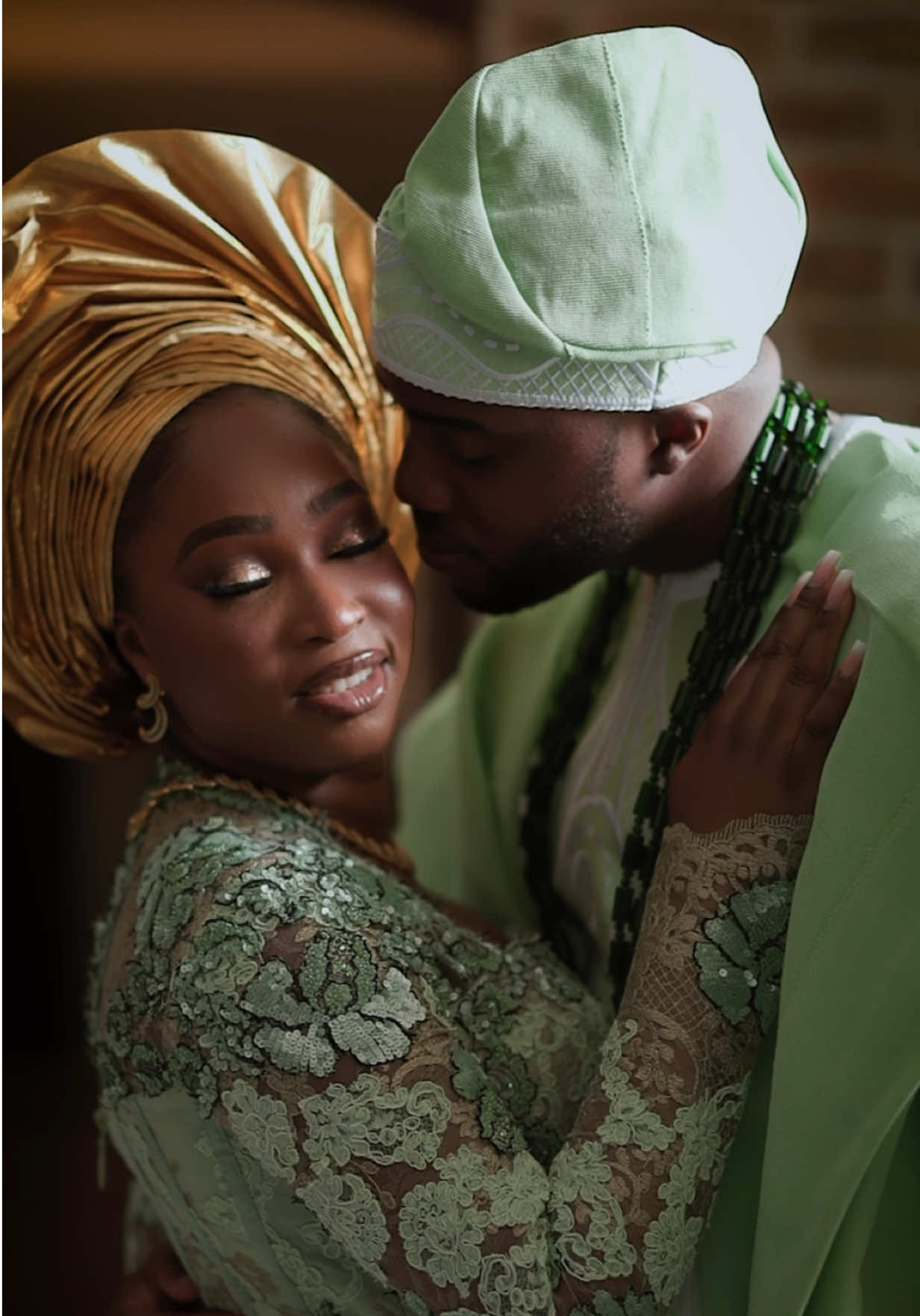 Eniola 💕 Tomiwa ______________ Filmed by: @mcefilms Bride: @beautiful___imperfection  Full Video on our IG Vendors: Makeup: @ariyike_mua  Gele: @ennygelecraft  Stylist: @thestyleinfidel  Event planner: @etaleventsng  Bride Outfit: @mazellebridal  ______________ #wedding #fashion #viral #fyp #bride #fireboy #bride #groom #yoruba #traditionalwedding 