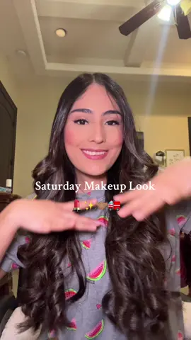 GRWM 💗 #foru #foryoupage #fyp #parati #romanticizeyourlife #latina #flawlessskin #flawlessmakeup #sephora #sephoramusthaves #makeupmusthaves #makeup #grwmmakeup #MakeupRoutine #makeuphack #roundfacemakeup #happysaturday #alistateconmigo #maquillaje #latinamakeup #makeuplook #cleangirl #blushblindness #morning #skin #realskin #pielmorena #morenita #felizsabado #sabado #easymakeup 