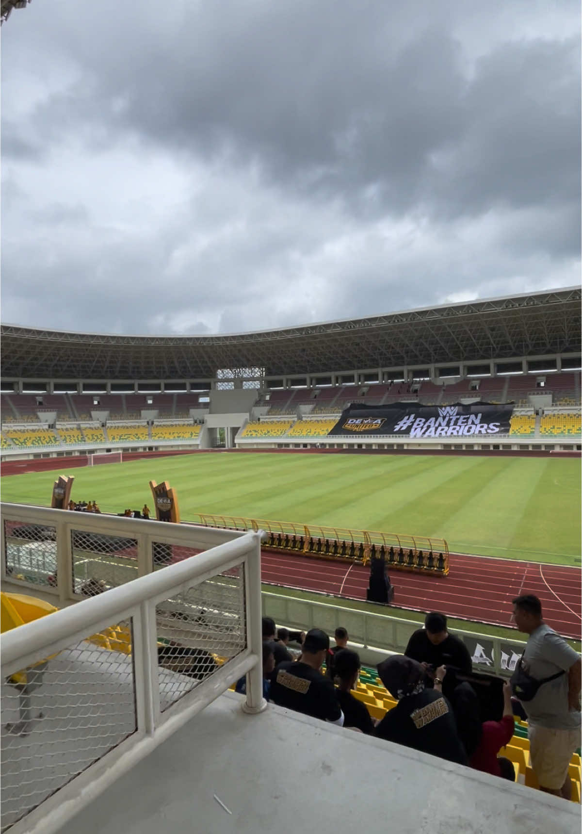 Kondisi stadion banten international saat ini #infosudutbanten #dewaunited #dewaunitedfc #anakdewa #bantenwarriors #serang #serangbanten #kotaserang #kotaserangbanten #pandeglang #pandeglangbanten #cilegon #lebak #lebakbanten #tangsel #tangerang #tangerangselatan #kotatangerang #kabupatentangerang #banten #Soccer #funmatch #fyp #fypp #fypシ゚ #fypdong #fyppp #fypgakni #fypツ #fypviralシ #fypviral #fyptiktok 