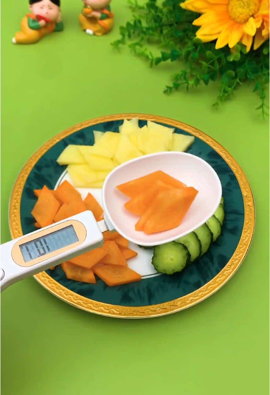 A must-have electronic measuring spoon for kitchen chefs, it will be very convenient whether you are cooking according to recipes or weighing seasonings #kitchen